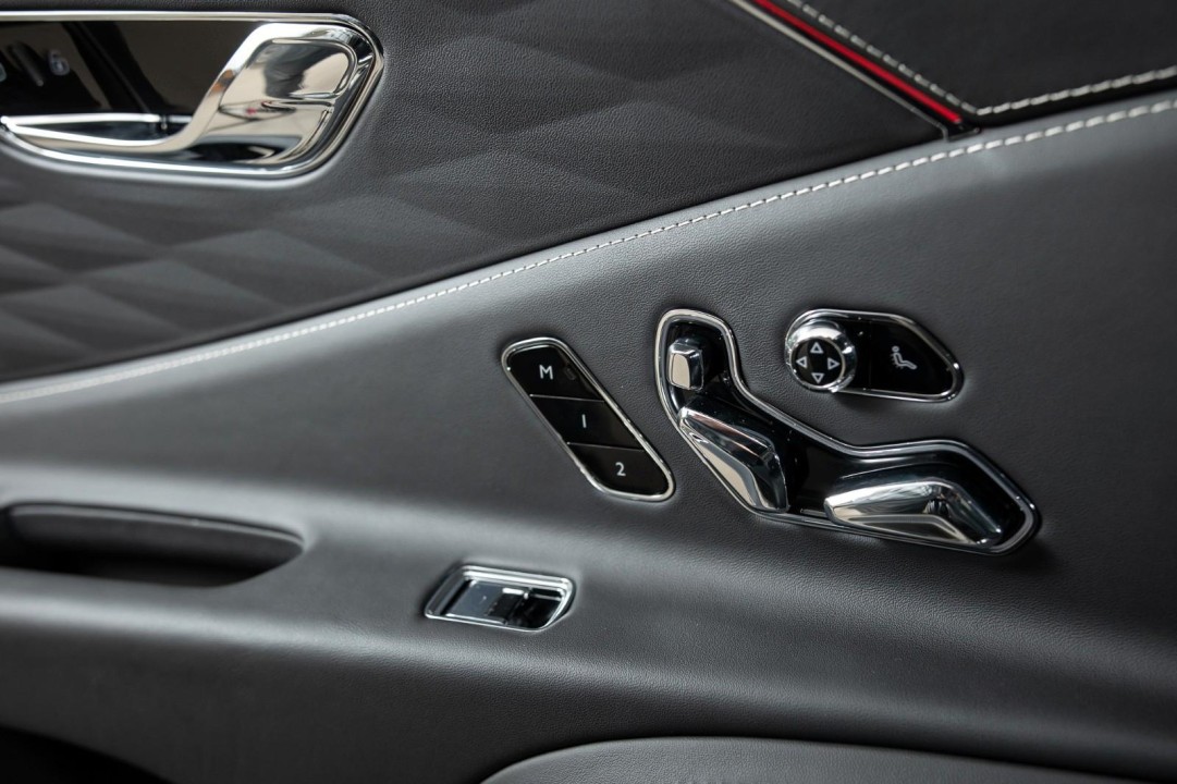 Bentley Flying Spur Azure - foto 26