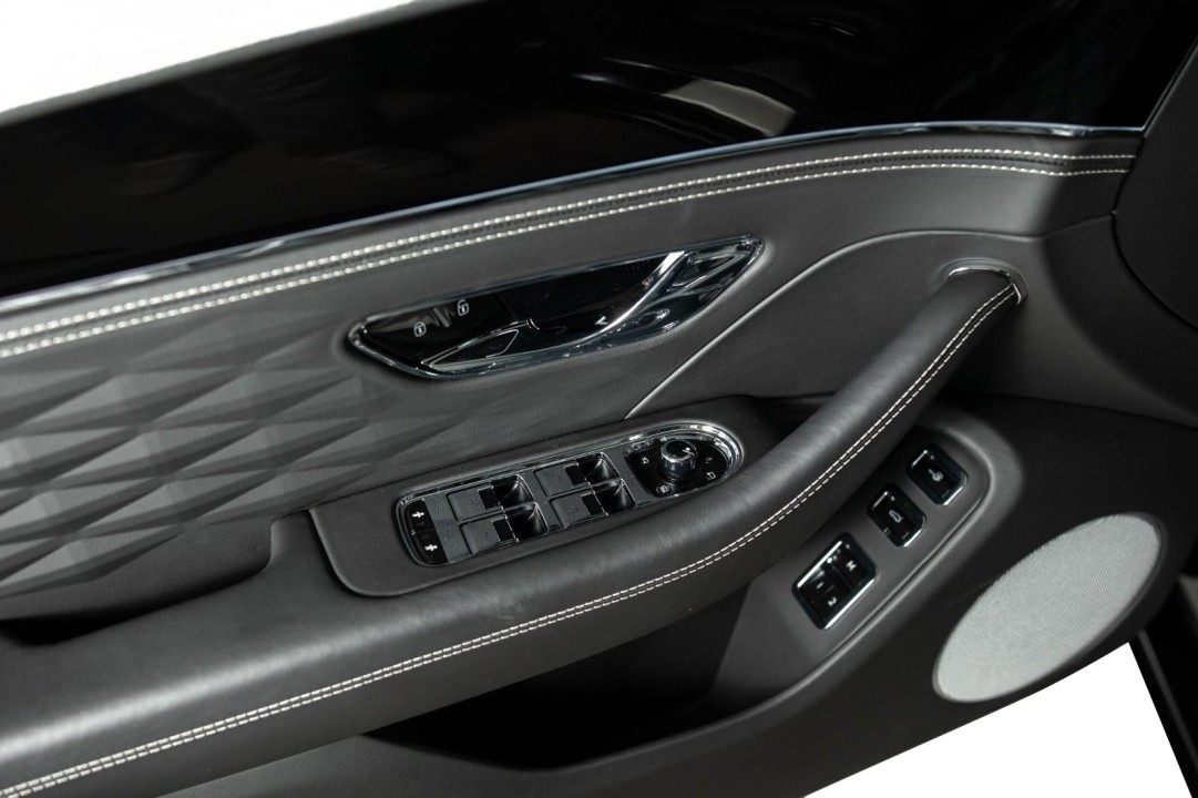 Bentley Flying Spur Azure - foto 27