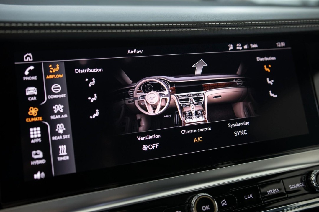 Bentley Flying Spur Azure - foto 25