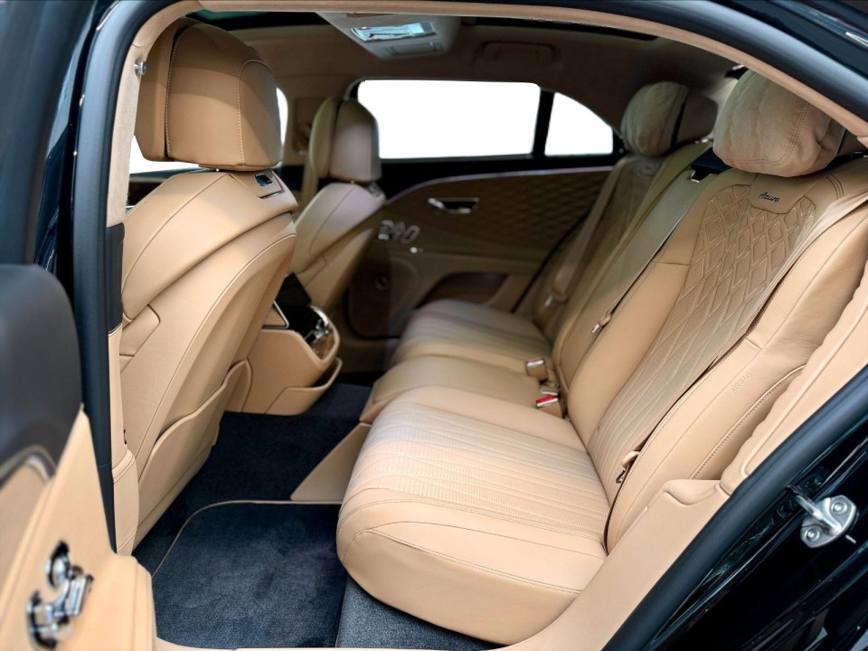 Bentley Flying Spur Azure - foto 9