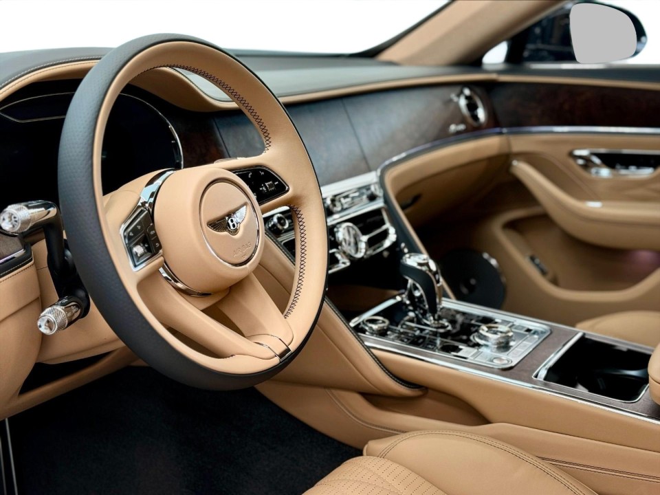 Bentley Flying Spur Azure - foto 6
