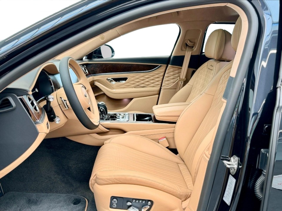 Bentley Flying Spur Azure - foto 8