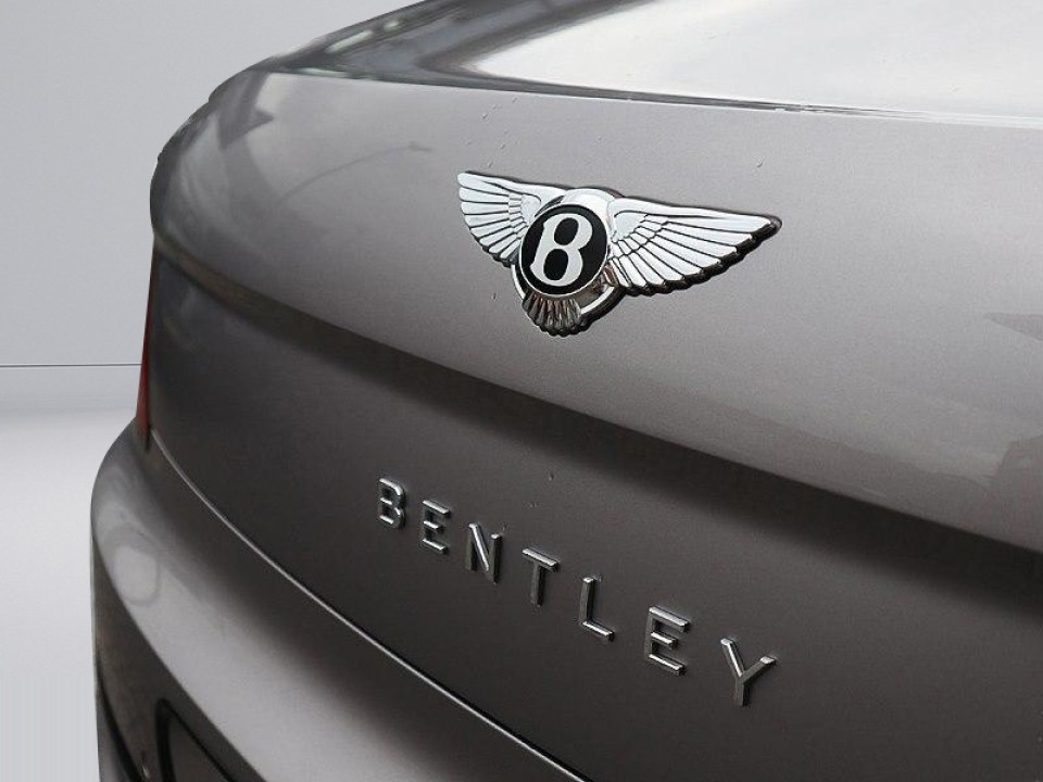 Bentley Flying Spur S - foto 24