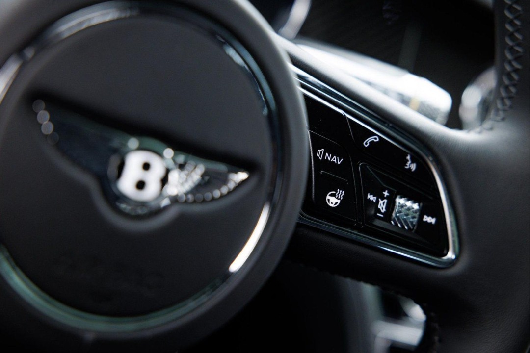 Bentley Flying Spur - foto 15