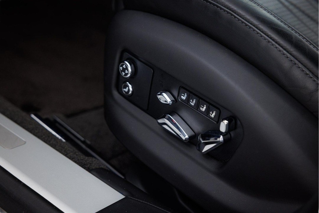 Bentley Flying Spur - foto 24