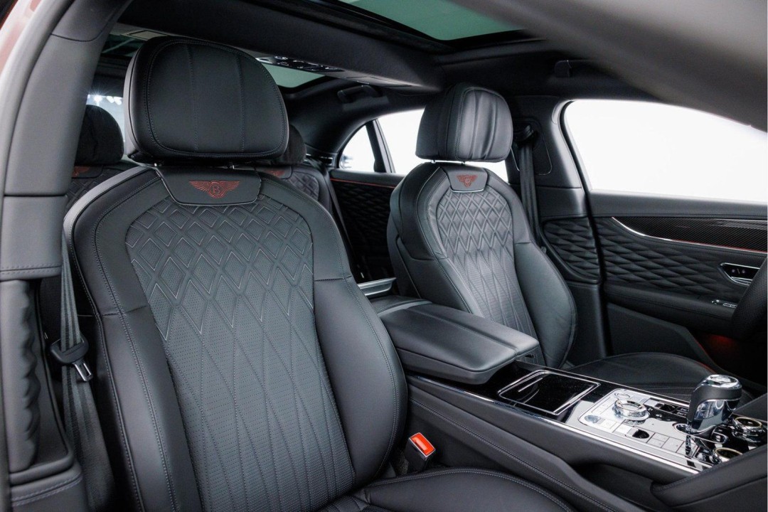 Bentley Flying Spur - foto 9
