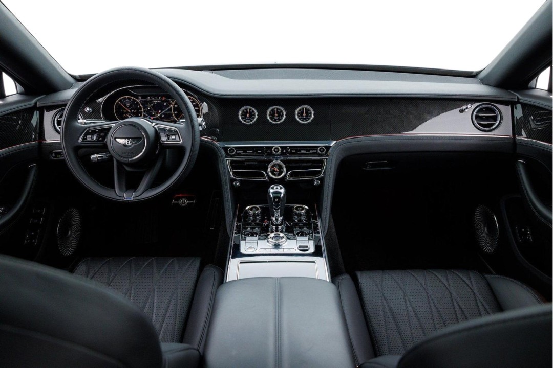 Bentley Flying Spur - foto 12