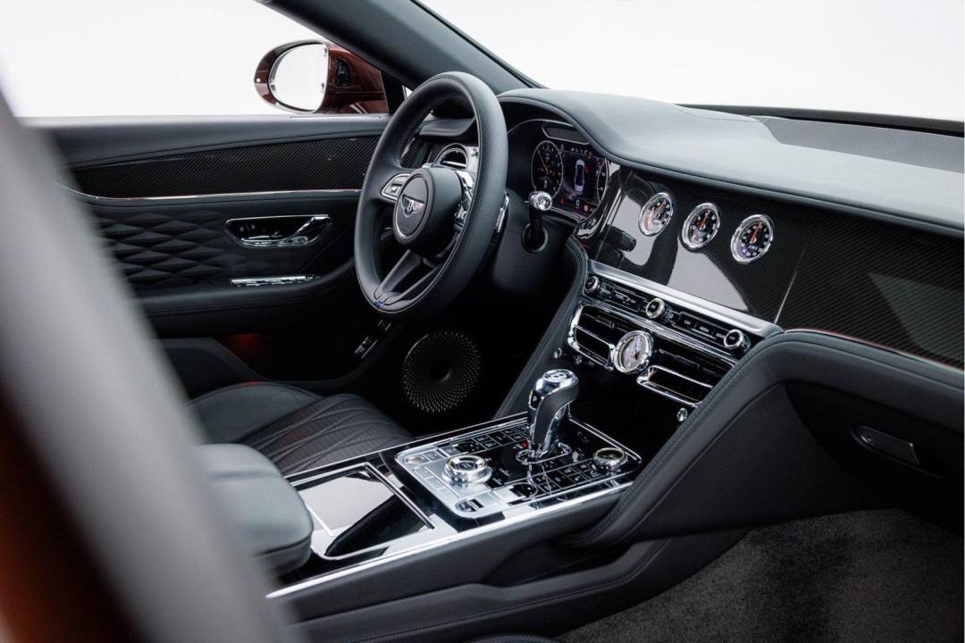 Bentley Flying Spur - foto 11