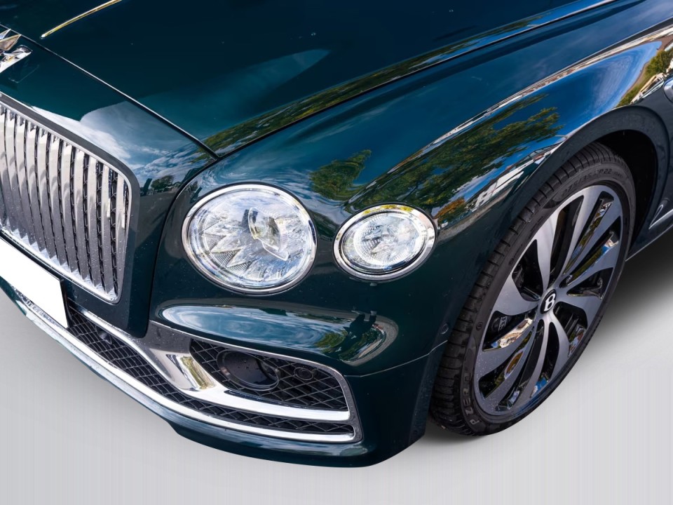 Bentley Flying Spur - foto 28