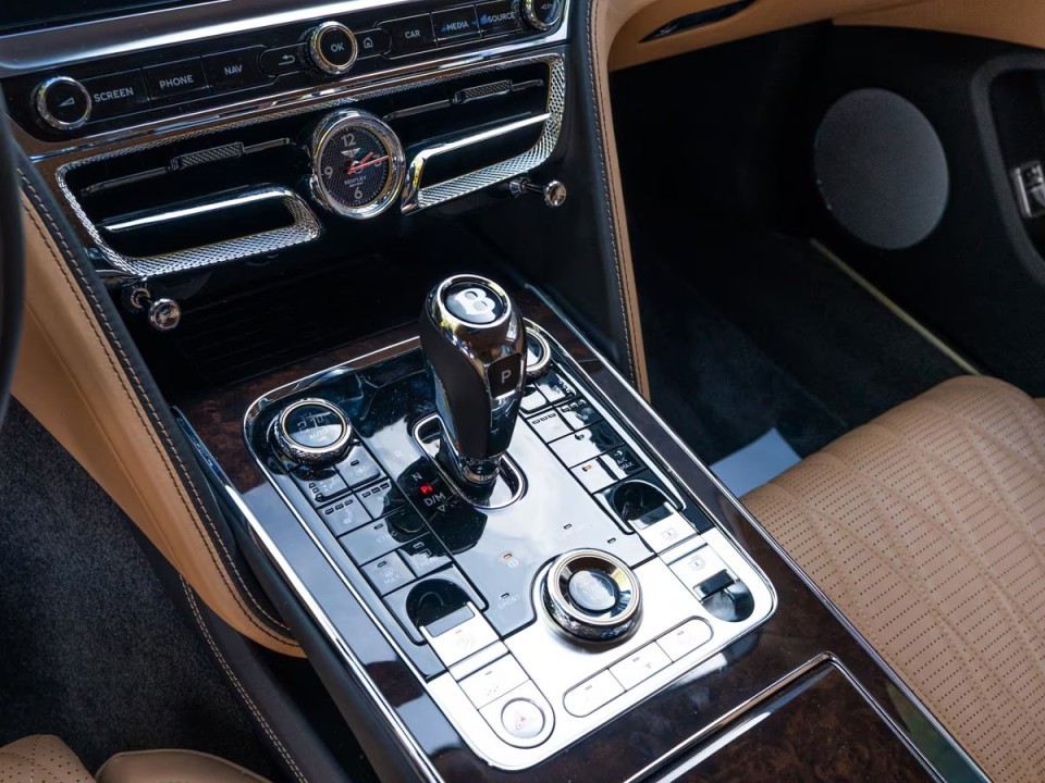 Bentley Flying Spur - foto 17