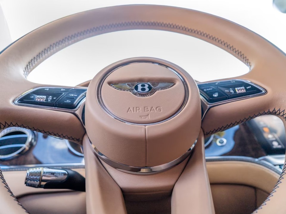 Bentley Flying Spur - foto 10