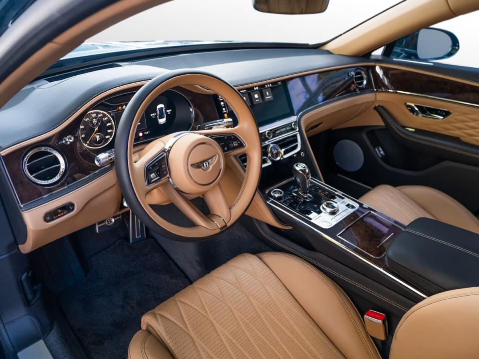 Bentley Flying Spur - foto 8