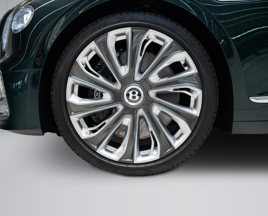 Bentley Flying Spur Mulliner - foto 26