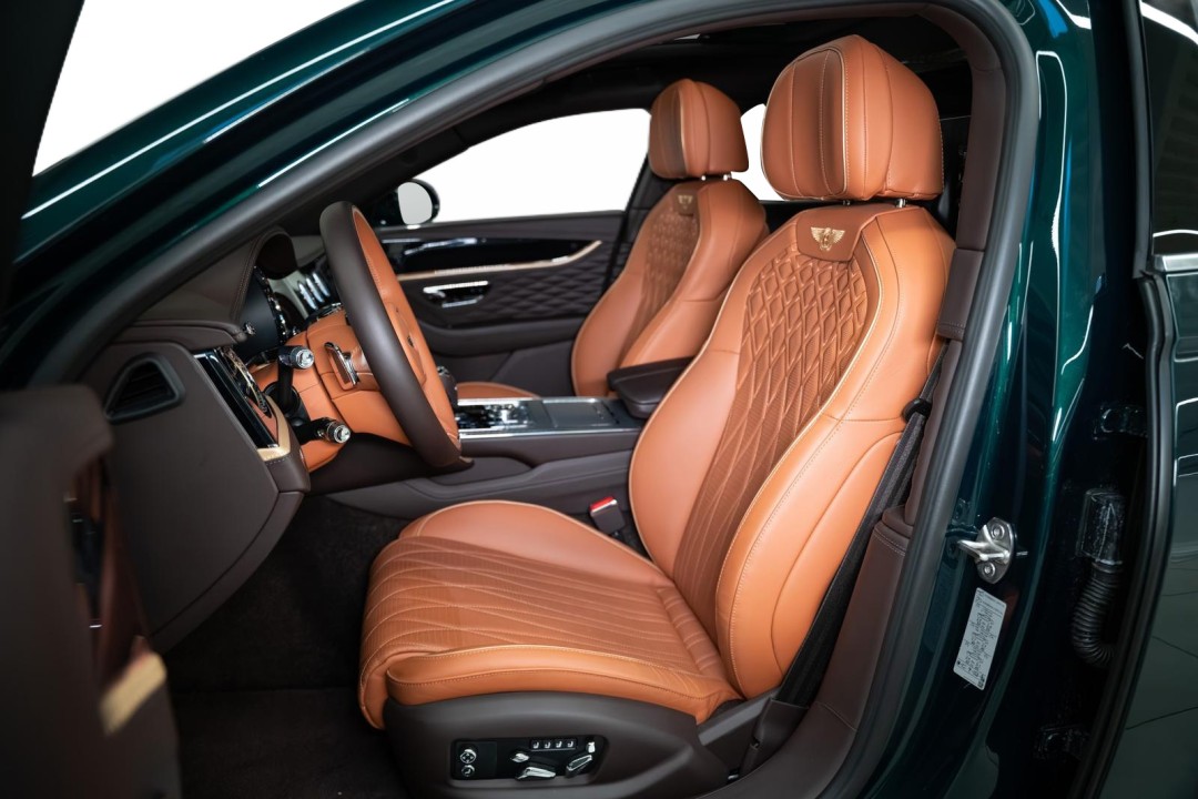 Bentley Flying Spur Mulliner - foto 9