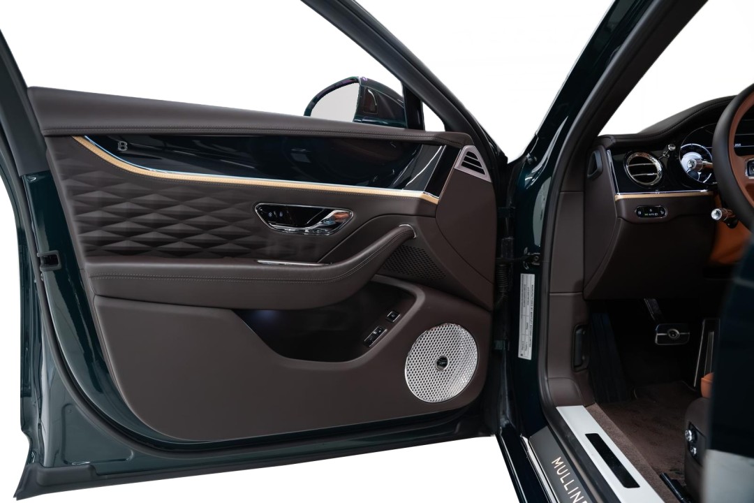 Bentley Flying Spur Mulliner - foto 23