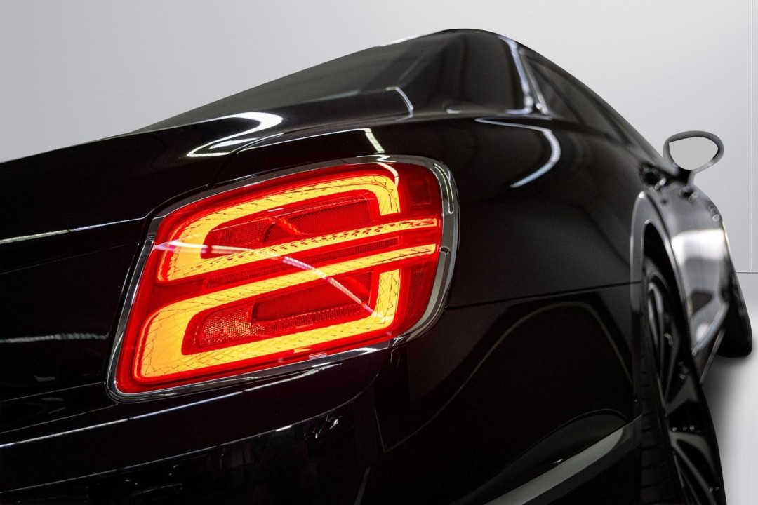 Bentley Flying Spur Azure - foto 44