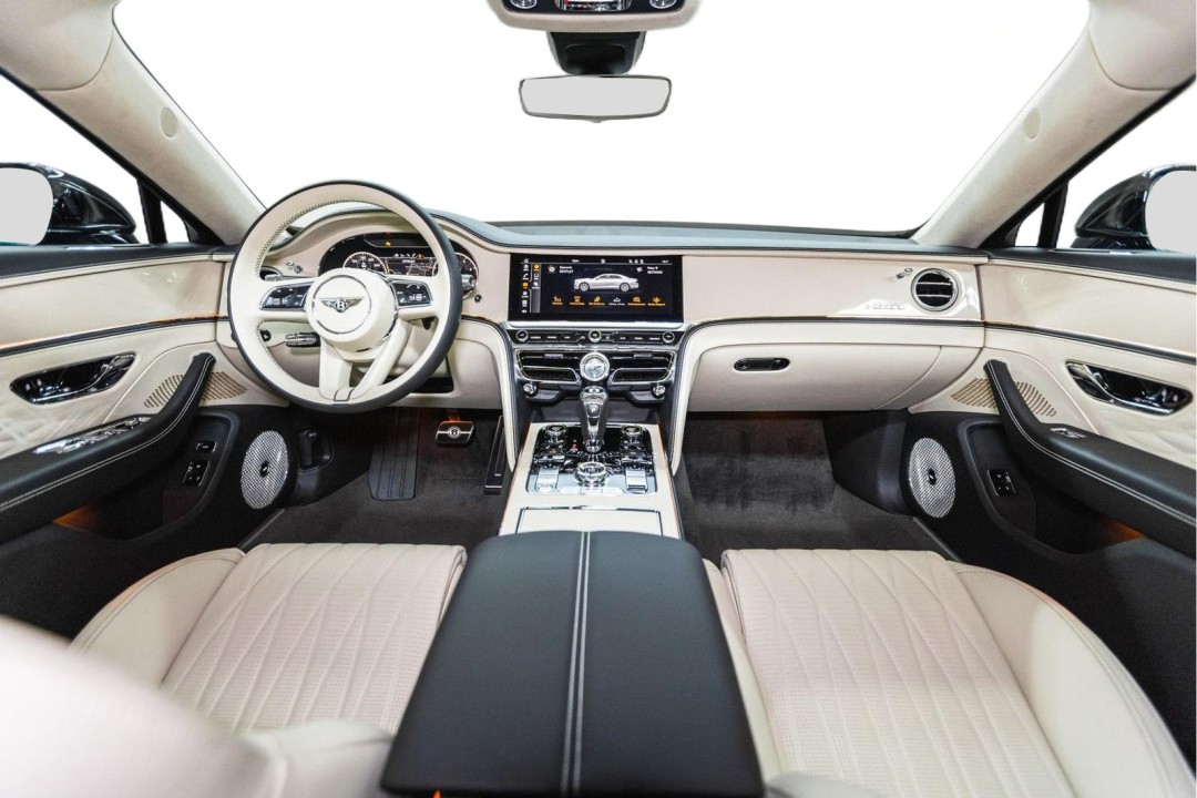 Bentley Flying Spur Azure - foto 14
