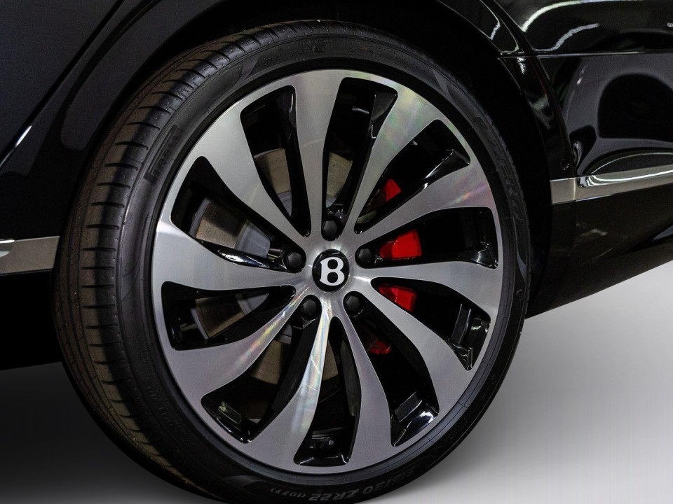 Bentley Flying Spur Azure - foto 48