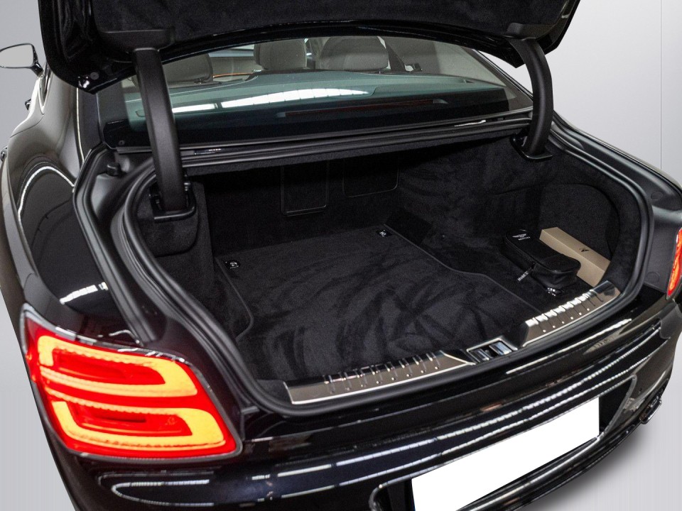Bentley Flying Spur Azure - foto 46