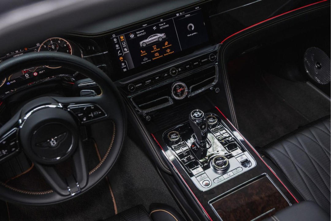 Bentley Flying Spur - foto 17