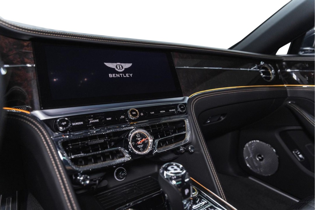 Bentley Flying Spur - foto 33