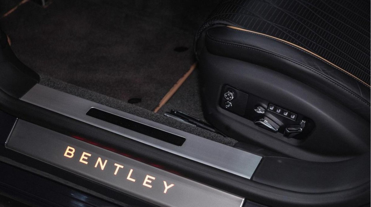 Bentley Flying Spur - foto 18