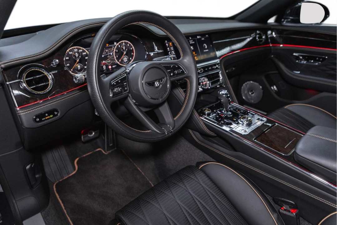 Bentley Flying Spur - foto 8