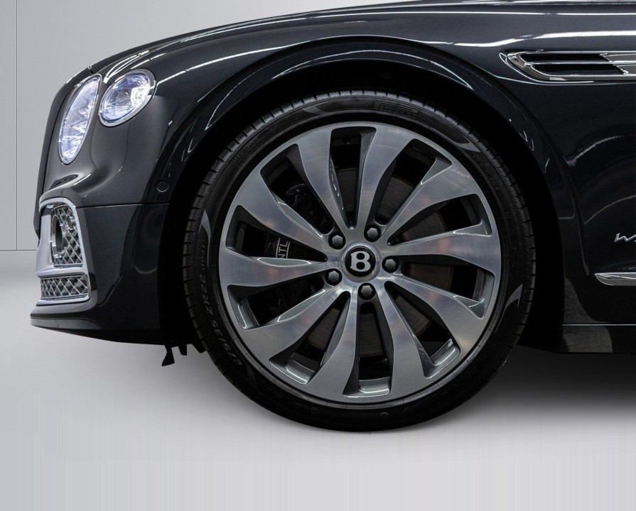 Bentley Flying Spur - foto 40