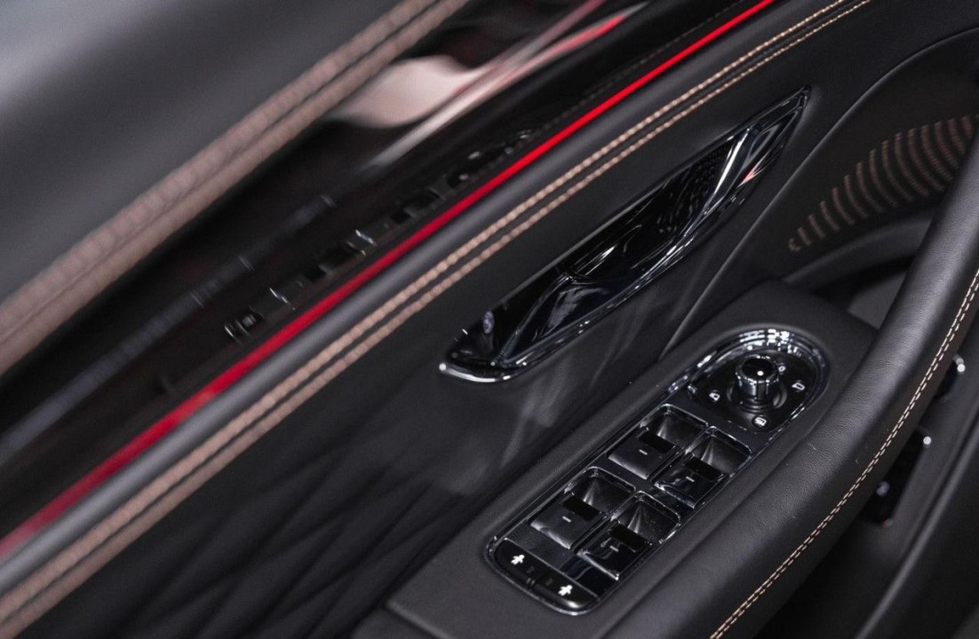 Bentley Flying Spur - foto 20