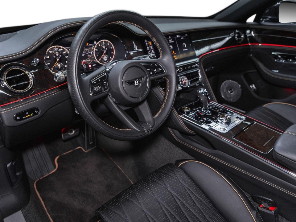 Bentley Flying Spur - foto 15