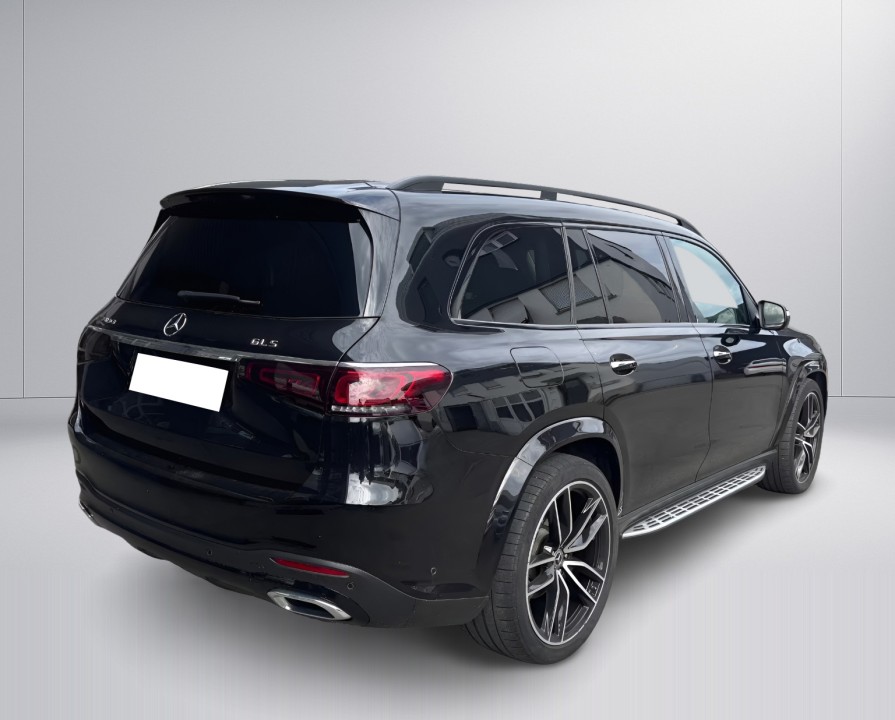 Mercedes-Benz GLS 400d 4MATIC (2)