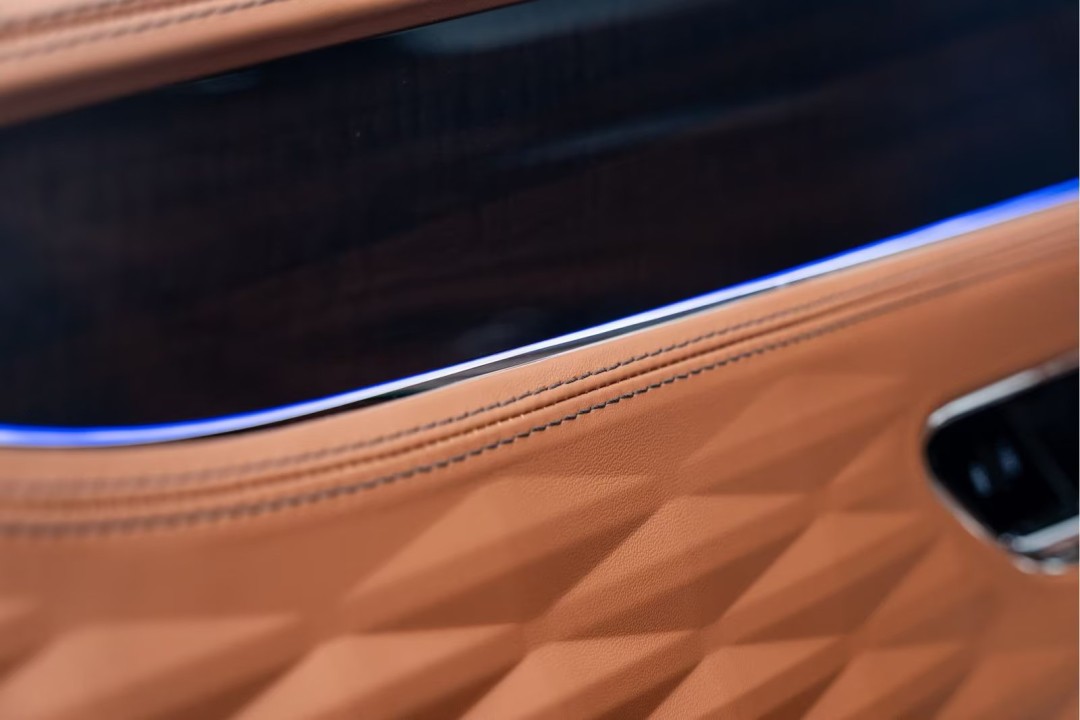 Bentley Flying Spur - foto 35