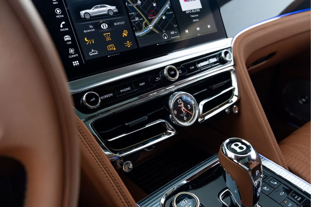 Bentley Flying Spur - foto 21