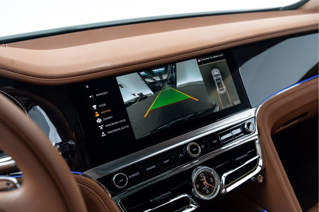 Bentley Flying Spur - foto 23