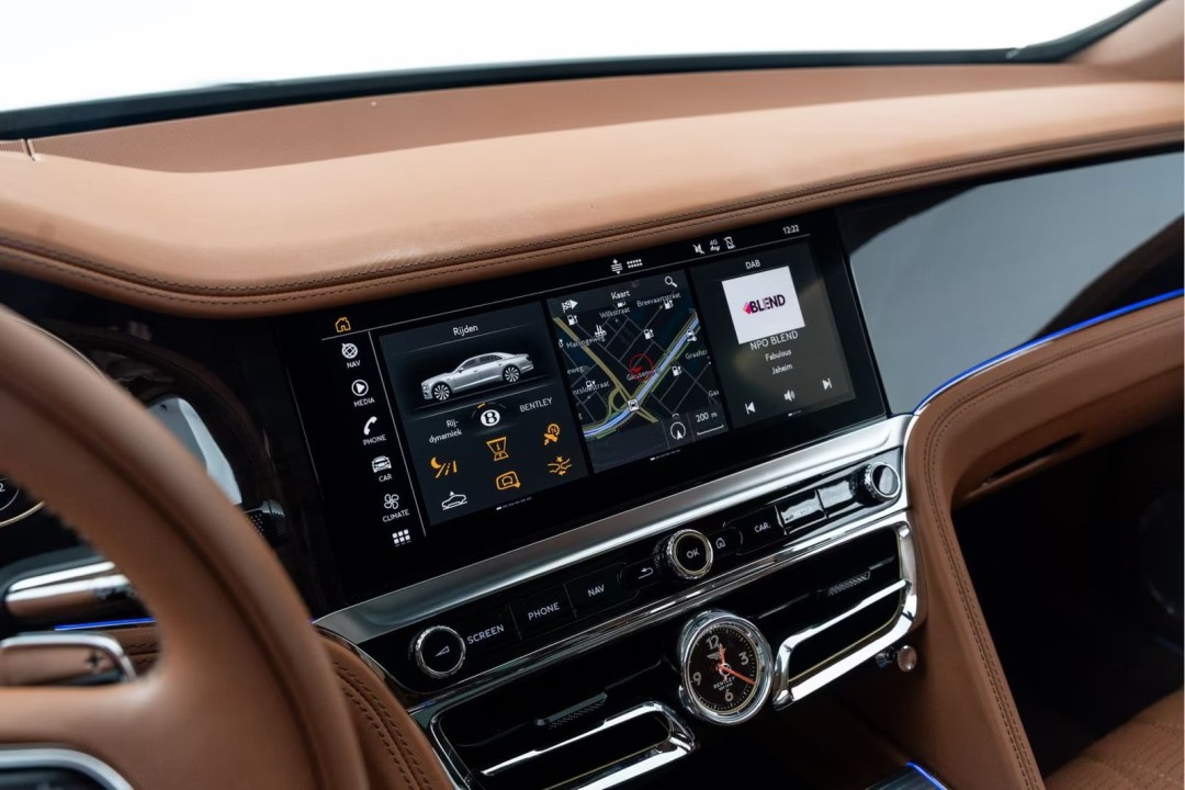 Bentley Flying Spur - foto 24