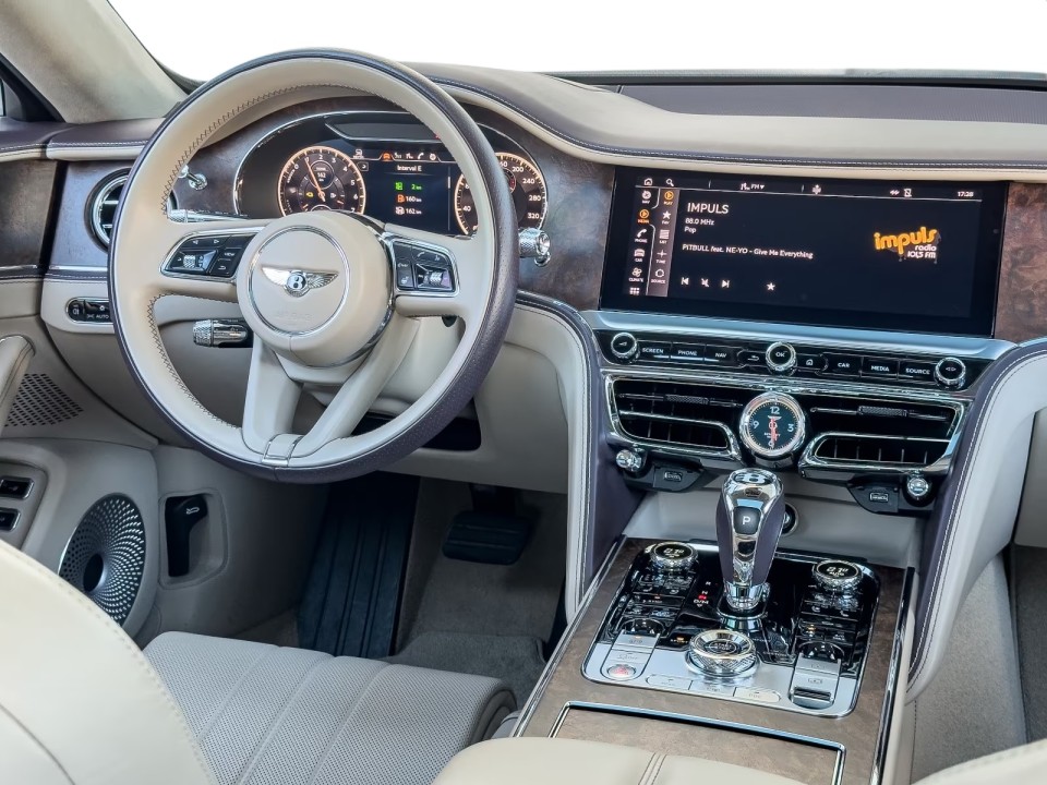 Bentley Flying Spur - foto 9