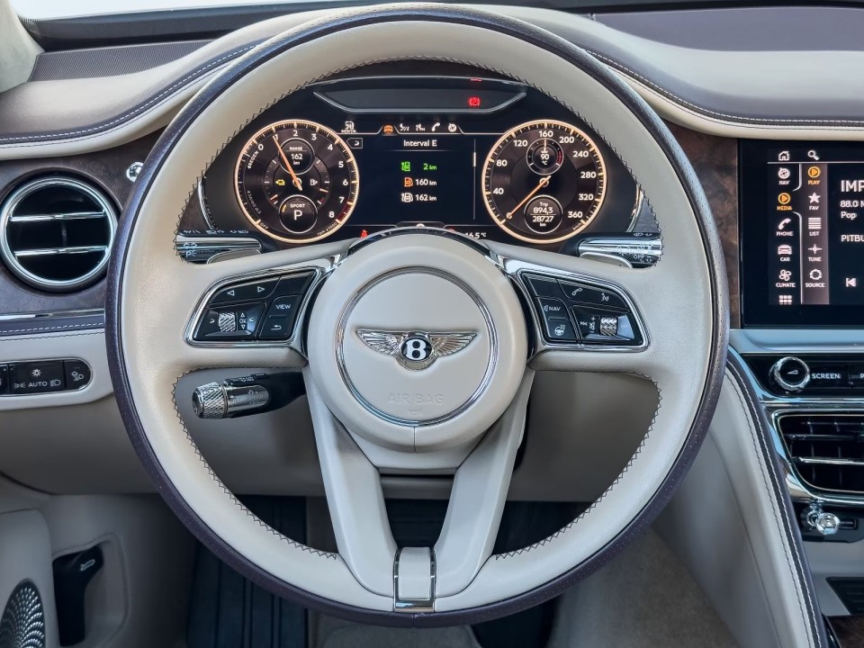 Bentley Flying Spur - foto 8