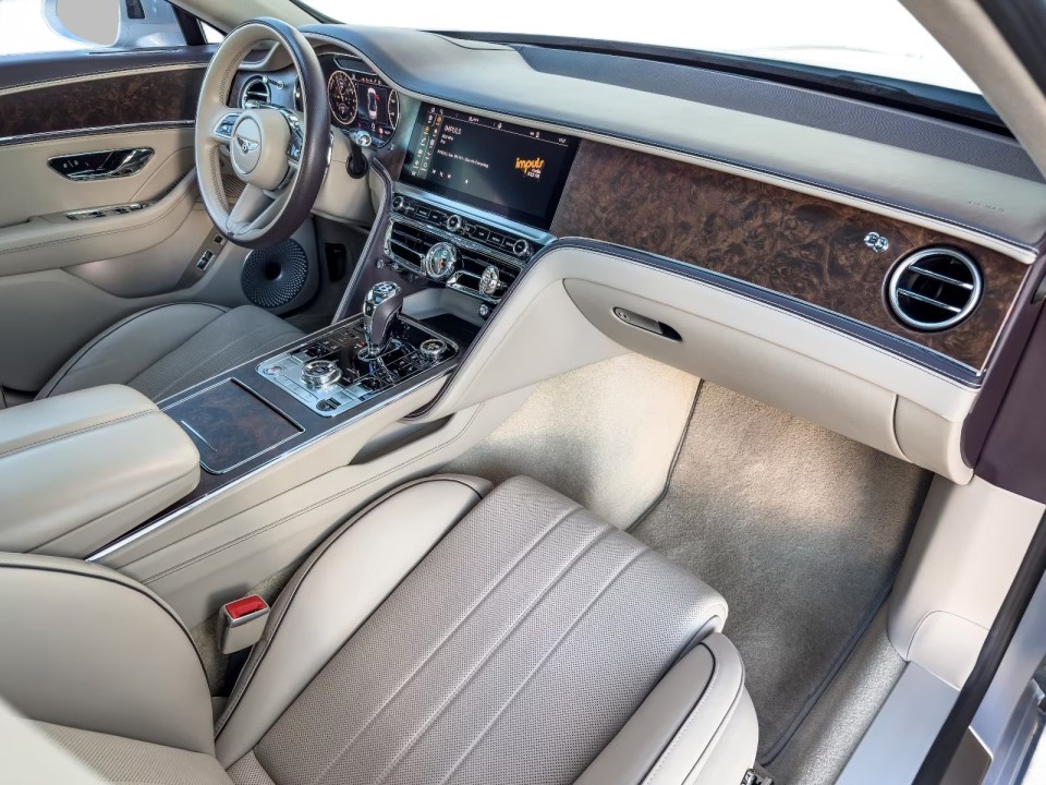 Bentley Flying Spur - foto 12