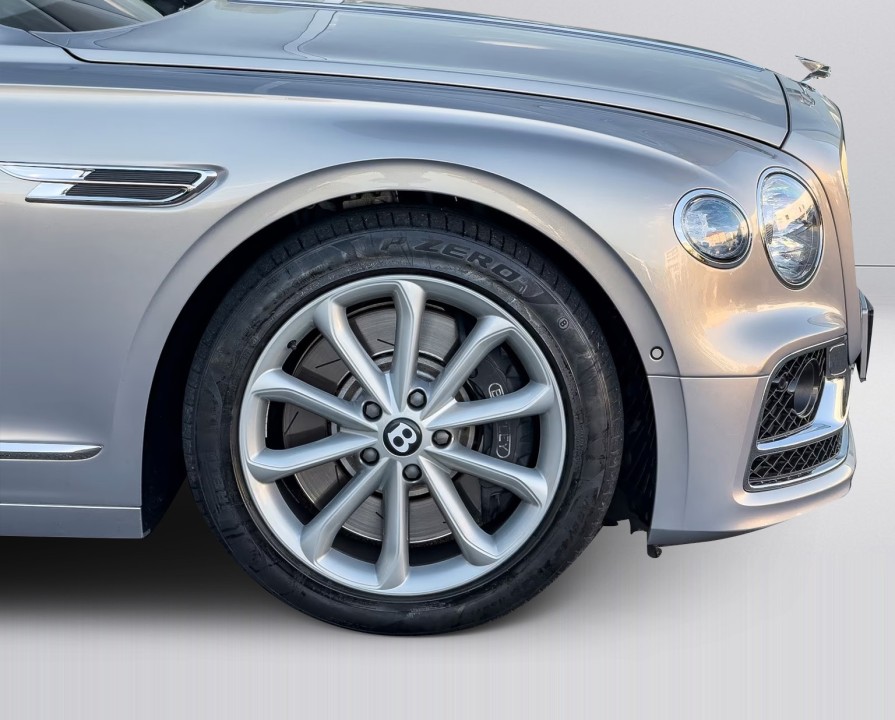 Bentley Flying Spur - foto 19