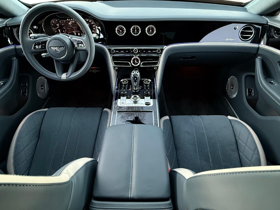 Bentley Flying Spur - foto 6