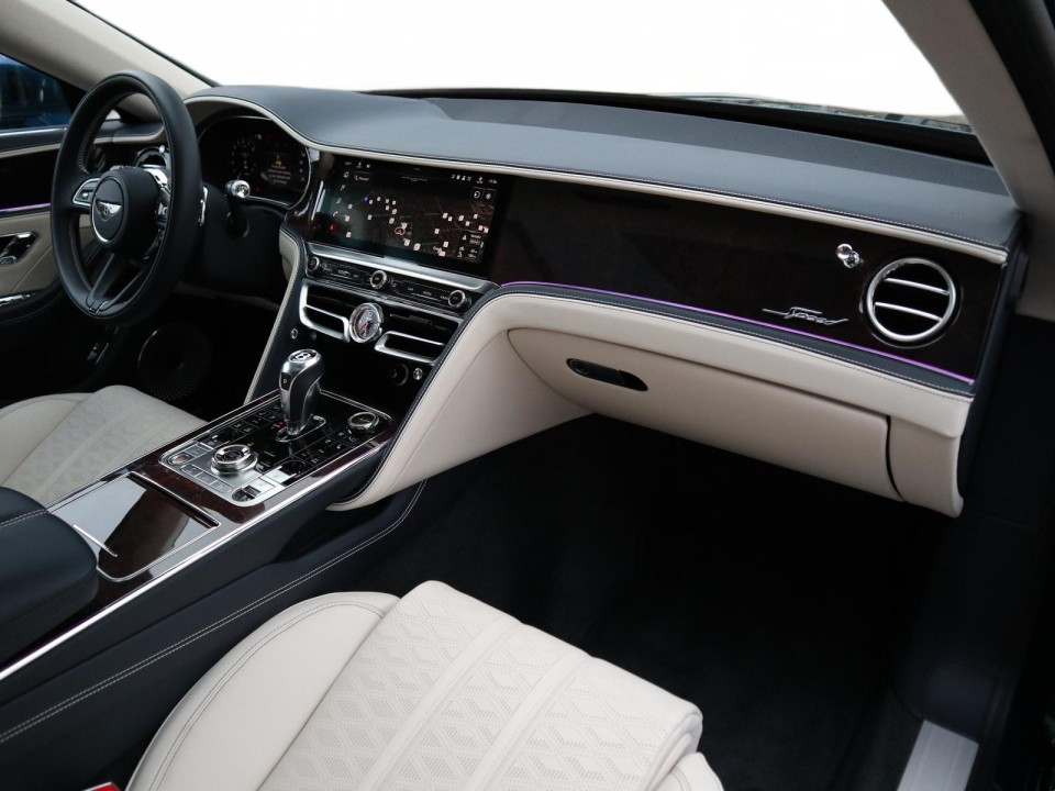Bentley Flying Spur - foto 13