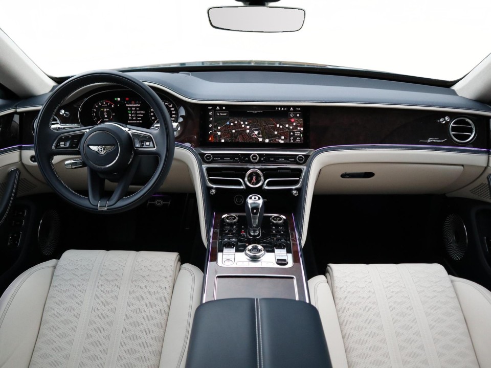 Bentley Flying Spur - foto 12