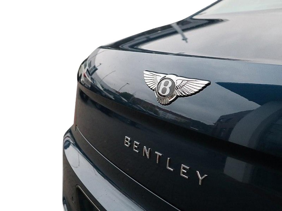 Bentley Flying Spur - foto 27
