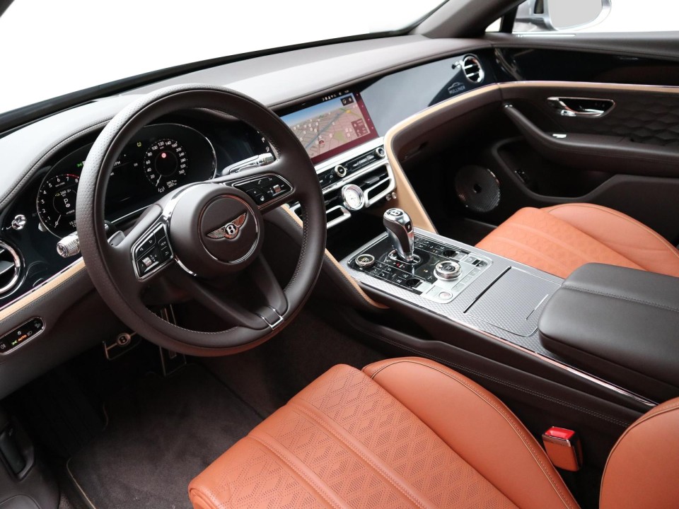 Bentley Flying Spur Mulliner - foto 8