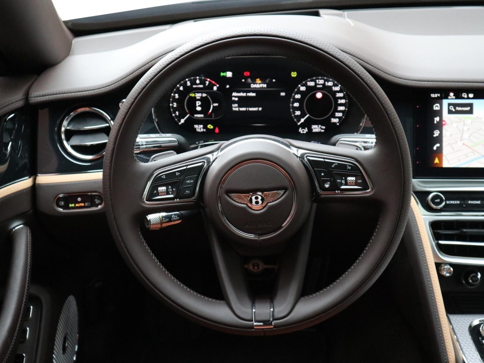 Bentley Flying Spur Mulliner - foto 17