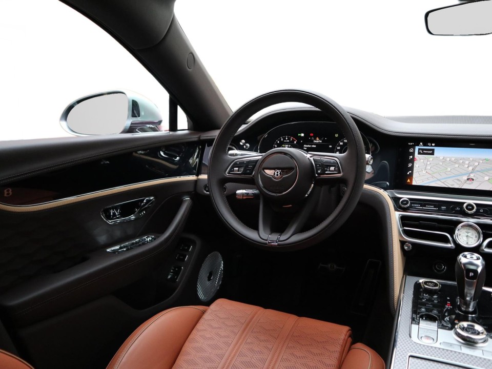 Bentley Flying Spur Mulliner - foto 16