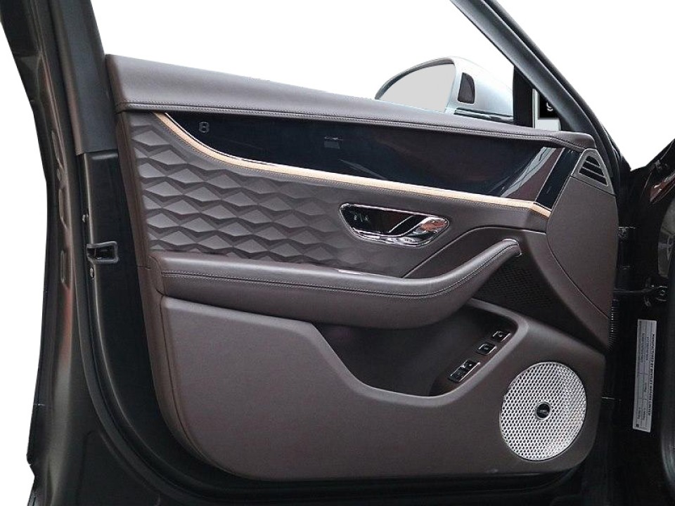 Bentley Flying Spur Mulliner - foto 25