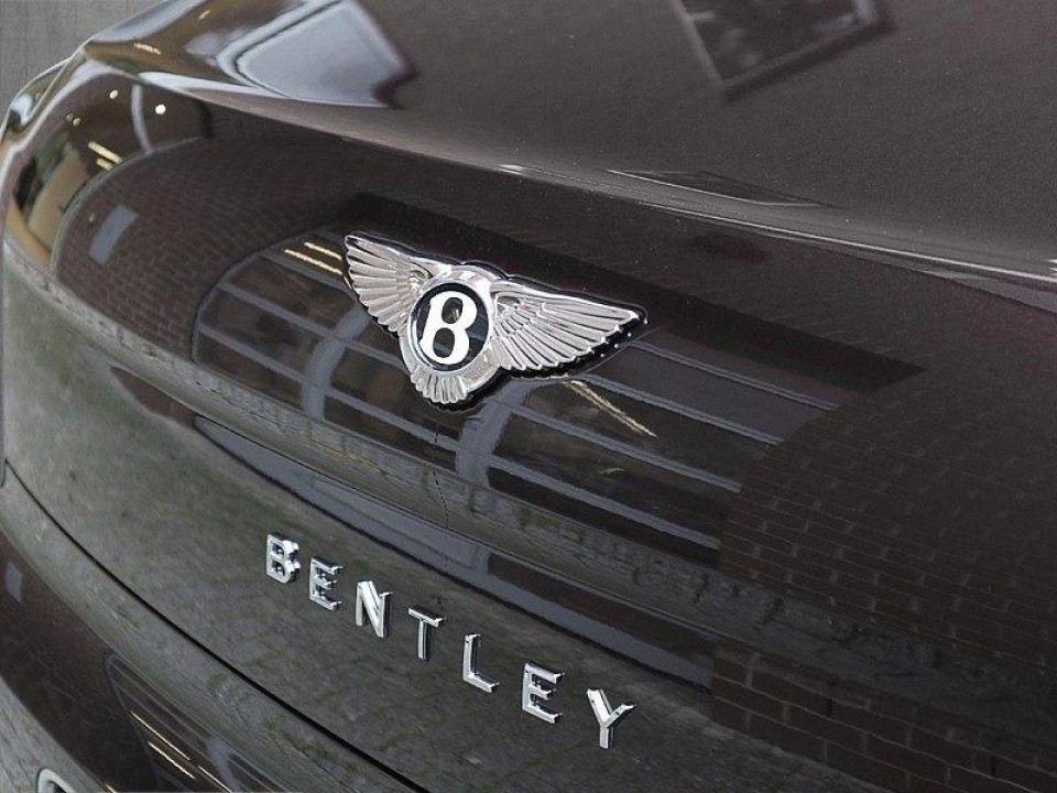 Bentley Flying Spur Mulliner - foto 27