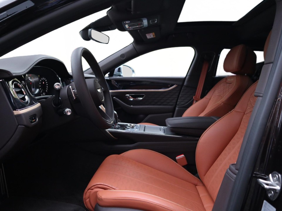 Bentley Flying Spur Mulliner - foto 11