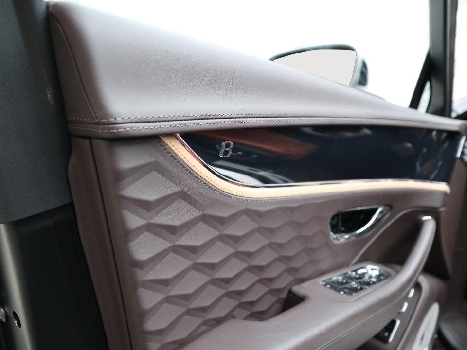 Bentley Flying Spur Mulliner - foto 21